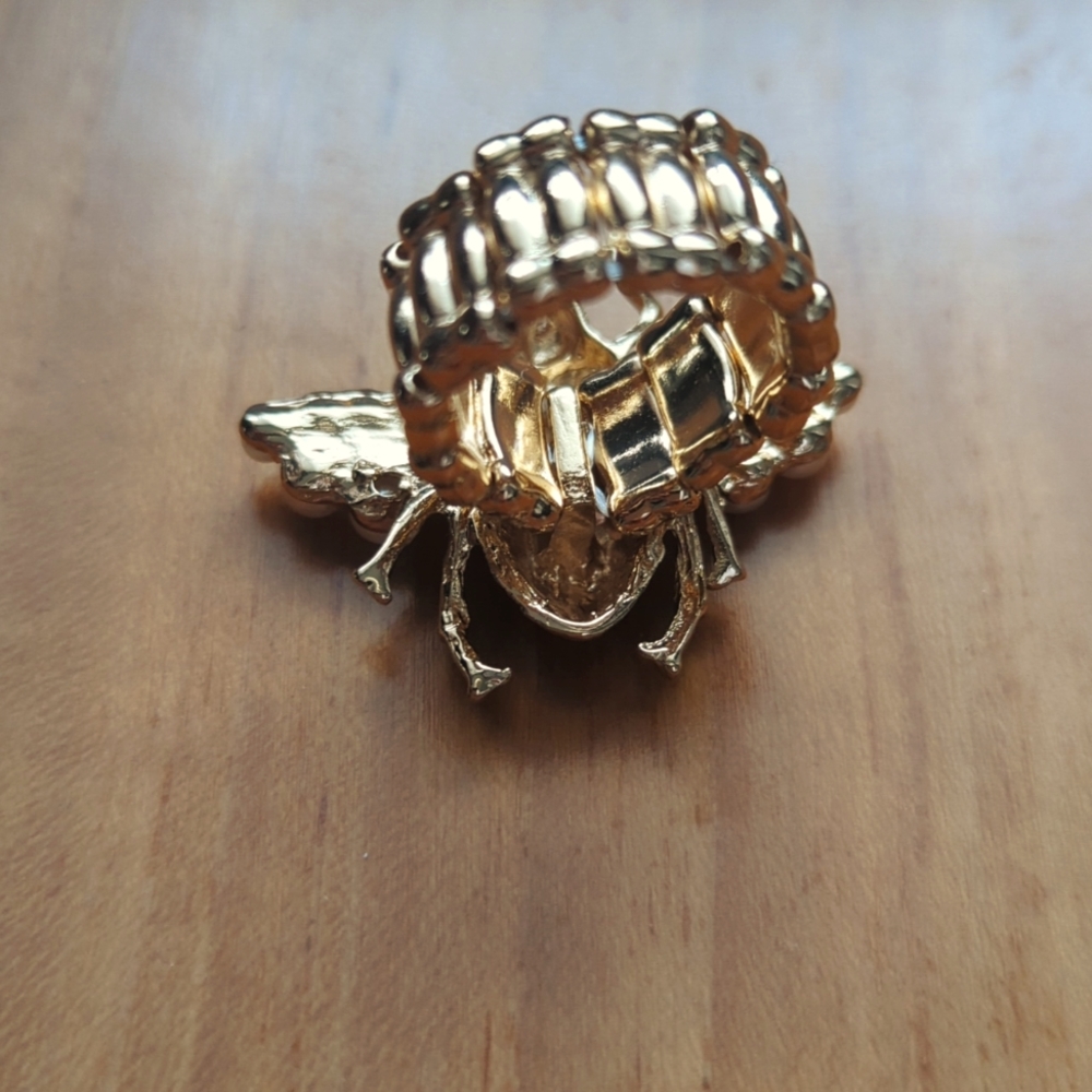 Bee Adjustable Ring - Picture 4 of 5